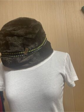 Men's Faux Fur Union made Winter Hat size medium , good condition